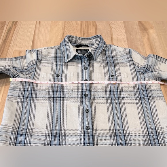 Carhartt Women’s Loose Fit Twill Long Sleeve Shirt Jacket - Blue / Gray, Size L - Picture 12 of 15